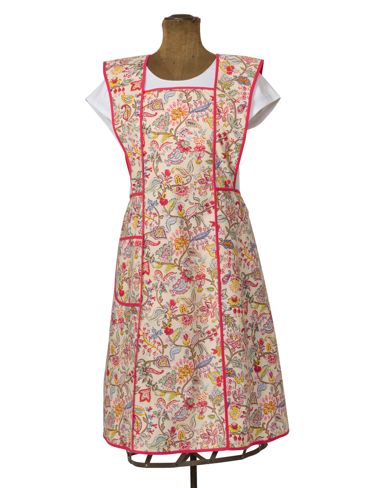 Nostalgia Farmhouse Apron Linens & Kitchen, Aprons, Ovenmitts