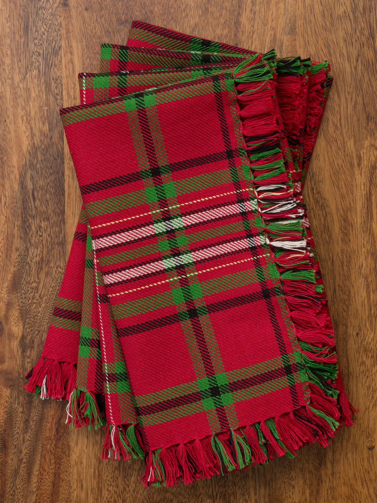 Christmas Plaid Napkin Set/4 Linens & Kitchen, Napkins & Napkin Rings