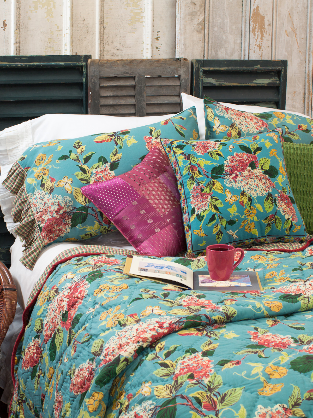 Harriet's Hydrangea Quilt Bedding, Quilts & Duvets Beautiful Designs