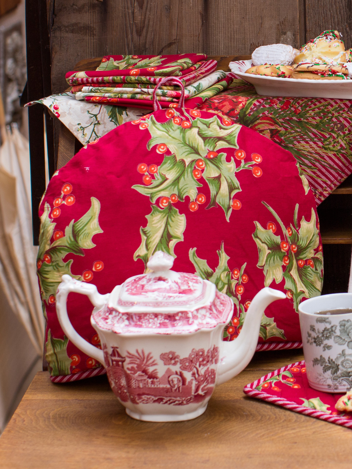 Fabulous NEW signature April Cornell clothing, kids' wear, and linens