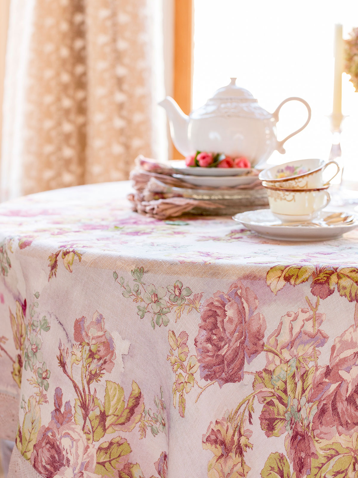 Victorian Rose Linen Tablecloth Linens & Kitchen, Tablecloths
