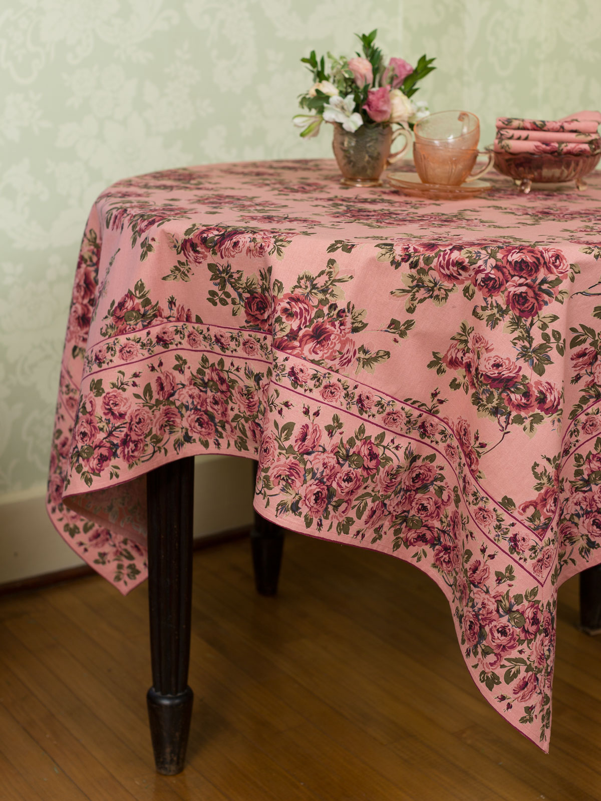 Roses Tablecloth Linens & Kitchen, Tablecloths Beautiful Designs by