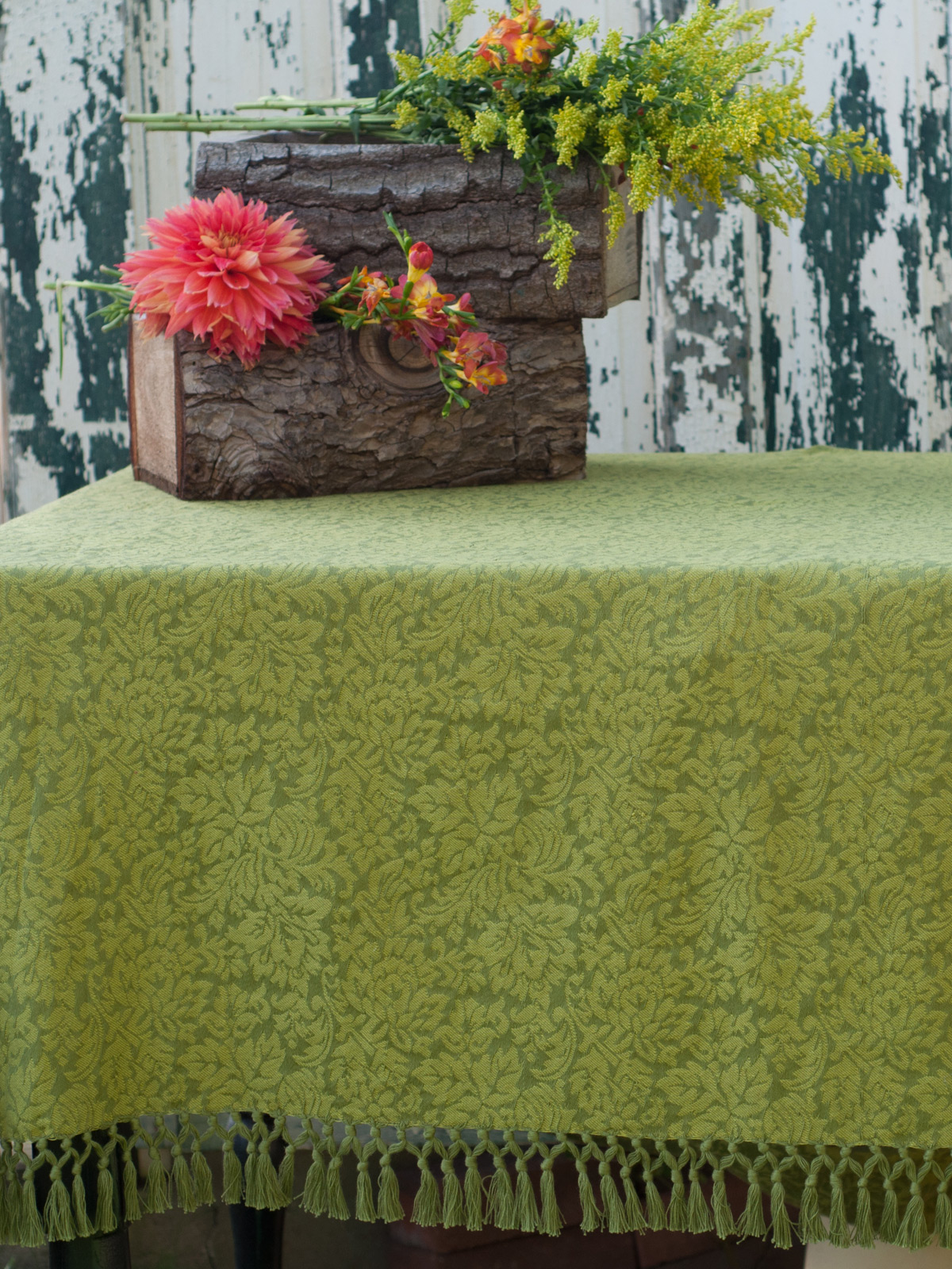 Melody Jacquard Tablecloth Green Linens & Kitchen, Tablecloths